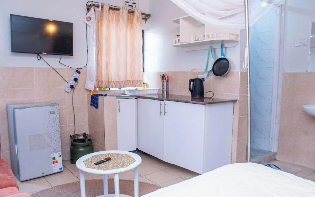 Room-sappire Suits- Cozy Room With Own F