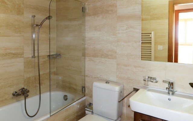 Genepi Vex in Vex With 4 Bedrooms and 3 Bathrooms