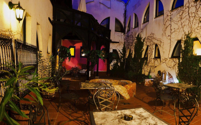 Janus Boutique Hotel & Spa