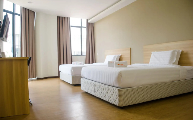 1 Orange Hotel Sungai Buloh