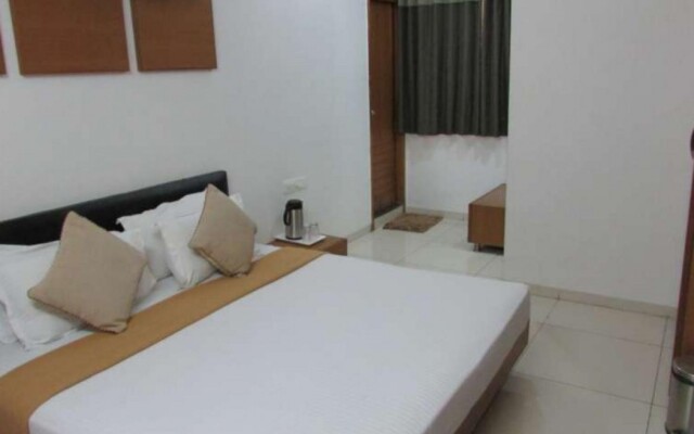 Hotel The Royal Plaza