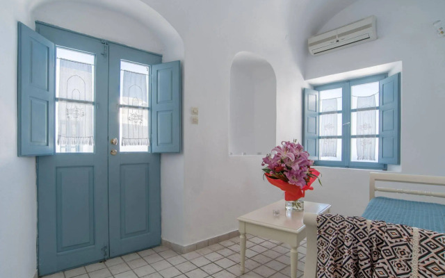 Ilioperato Traditional Apartments