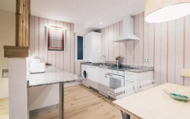 Urruti Apartment by People Rentals