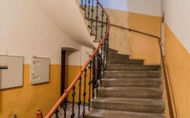 Ruterra Apt with Sauna and Billiards