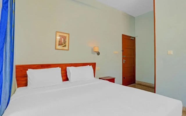 Oyo Flagship 805186 Hotel Adara Residency