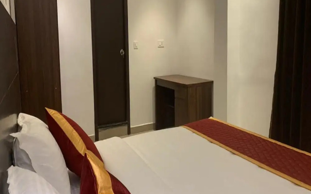 G R B Hotels Aishwarya Grand