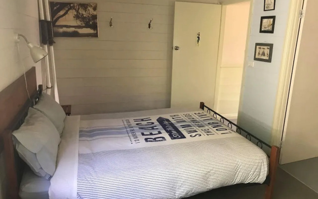 Port Campbell Guesthouse & Flash Packers