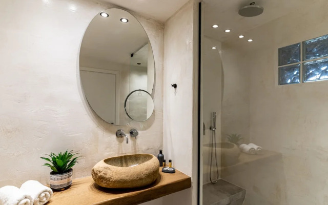 Amer Suites Fira