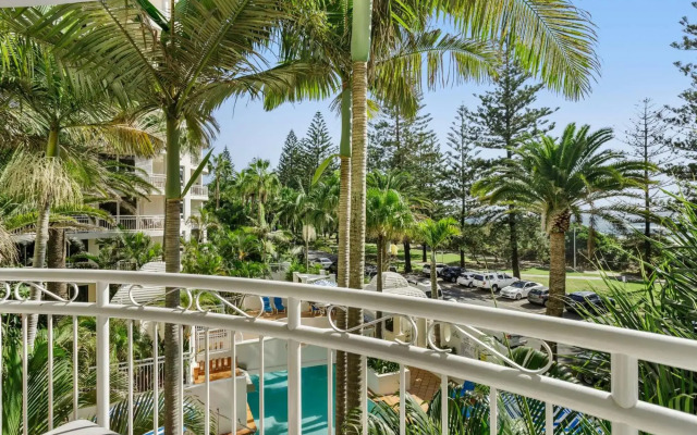 ULTIQA Burleigh Mediterranean Resort