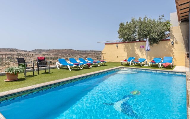 Ta Rozarja Maisonette With Private Pool
