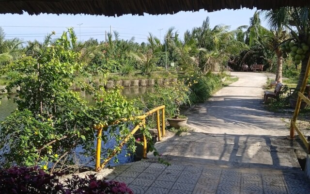 Lakeview Villa Homestay Hoi An