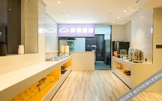 Luyi Hotel