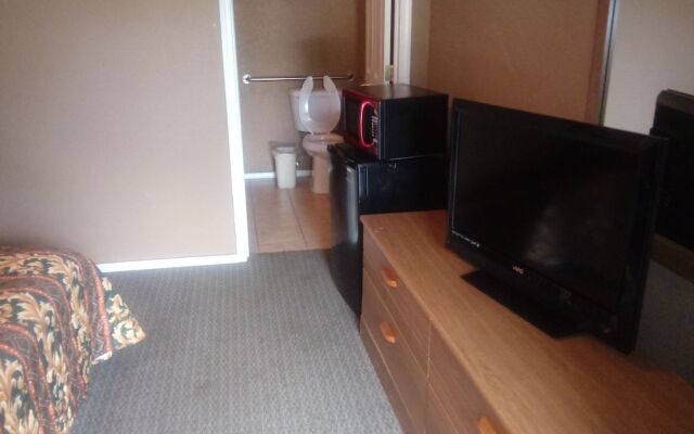 All Season Inn Motel And Rv Park