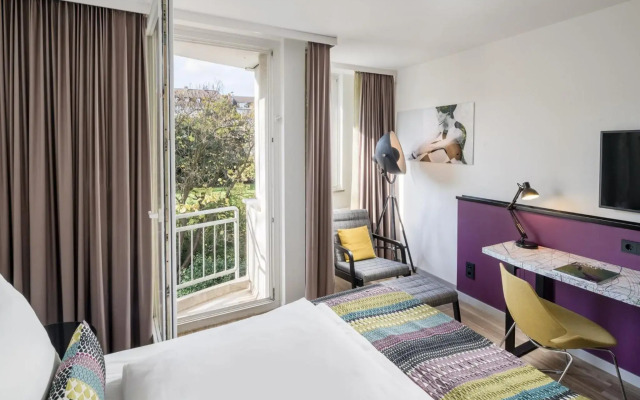 Hotel Indigo Düsseldorf - Victoriaplatz by IHG