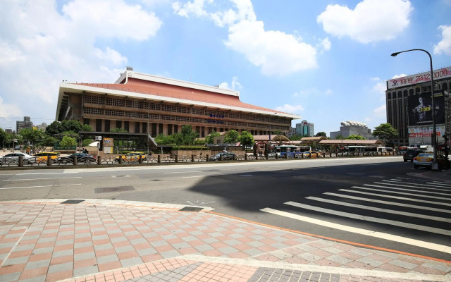 Nys Loft Hotel - Hostel