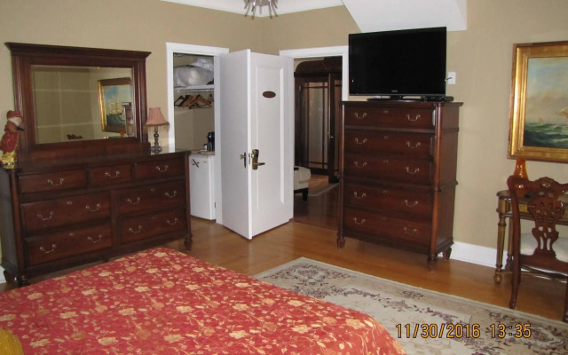 Monroe House Executive Suites