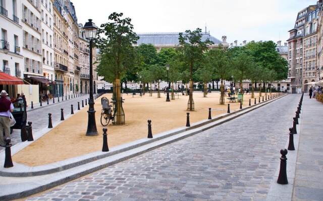 Bastille Ledru Rollin Private Apartment