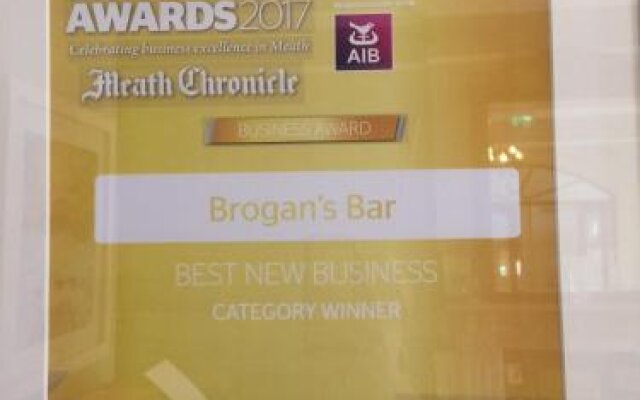 Brogans Bar & Guesthouse