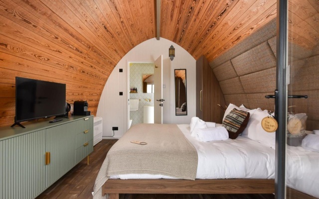 Bracken Hide Hotel