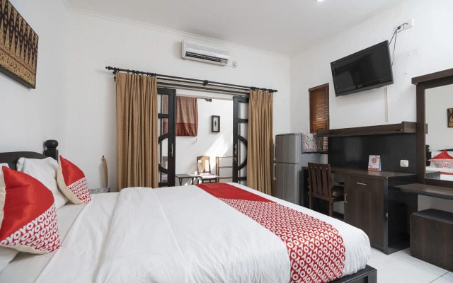 Super OYO 2417 Panen House