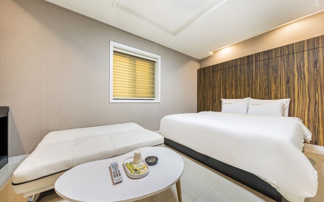 Suwon Hotel Flex
