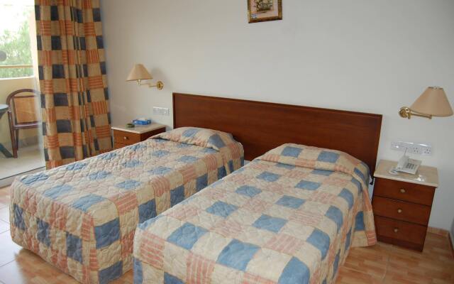 Moniatis Hotel
