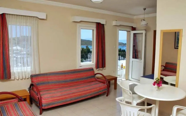 Club Alka Apart Hotel