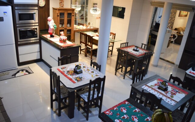 Pousada Joana Guest House