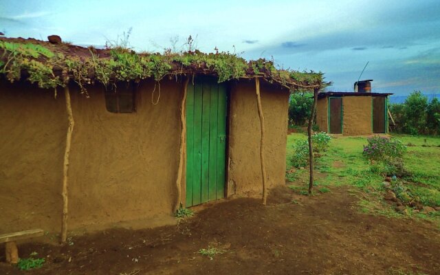 Olonyori Maasai House