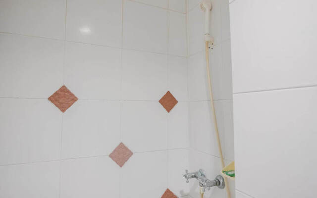 RedDoorz near Nagoya Hill Mall Batam 5