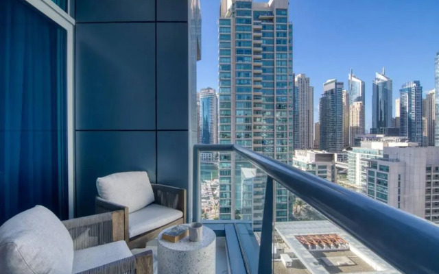 Wonderful 2BD with full Dubai marina view