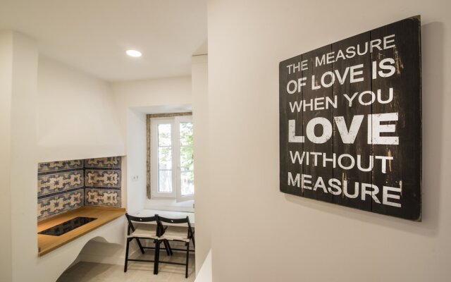 Charming Alegria by Homing