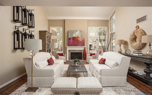Camelback Mountain 2 BR by Casago