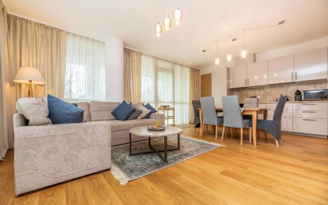 Simpsono apartamentai №215