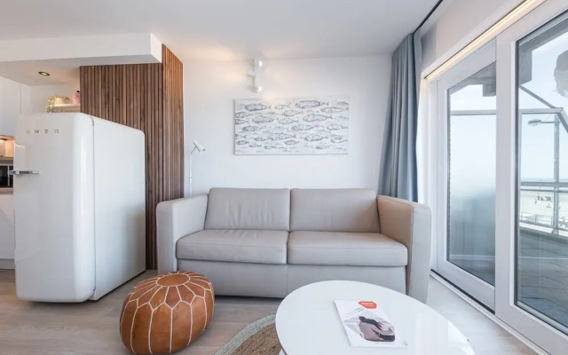 Apartment With Sea-view