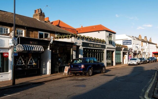 The Loft Wimbledon Retreat - MAO