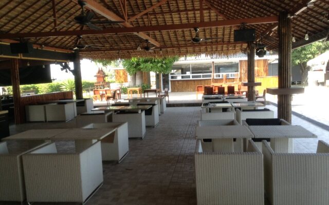 The Calm Resort Hua Hin