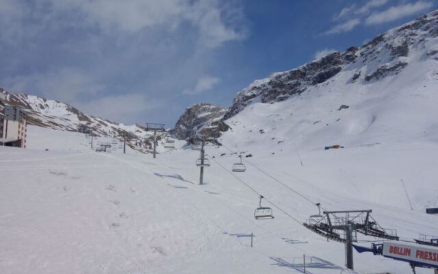 Rond Point des Pistes 13669