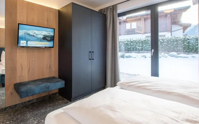 Chalet in Pinzgau Near Ski Slopes & Sauna