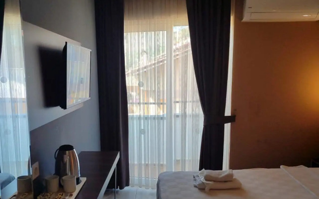 Avisos Hotel&Apartments