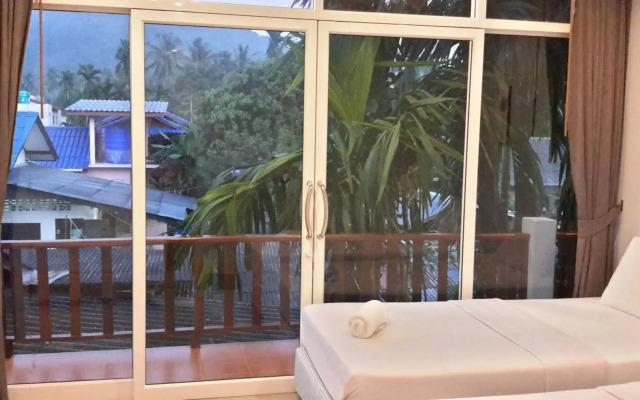 Rung Phangan Hotel