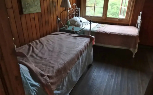 Gwanatchewan Cottage - Private Island