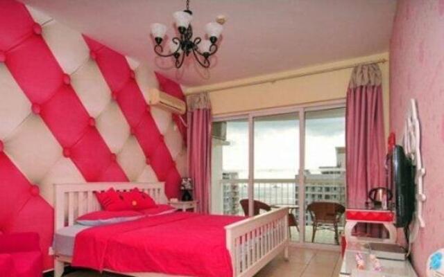 Hello Kitty Theme Apartment