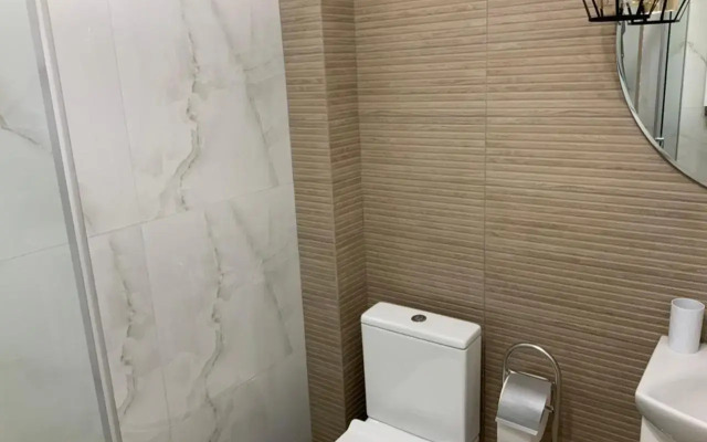 Дизайнерський ремонт&центр& VIP