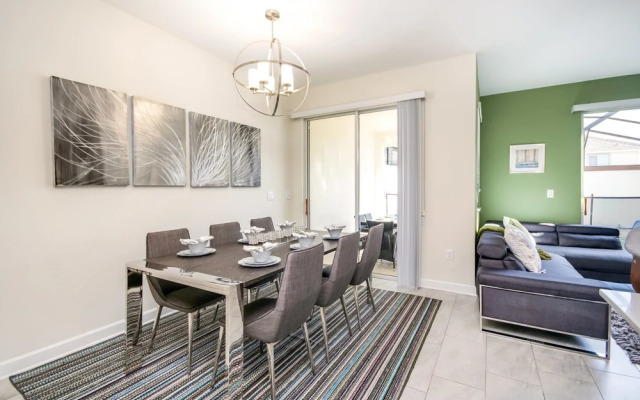 1571pd Champions Gate Community