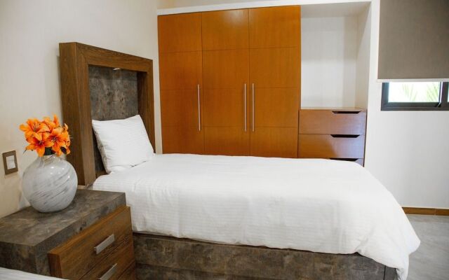 Tres Soles Apartments