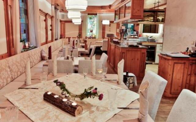 Hotel Zur Eisenbahn