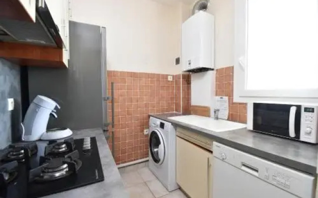 Marina 6 Personnes Avec Appontement Grau du Roi