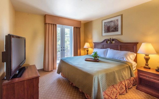 Natchez Grand Hotel & Suites On the River