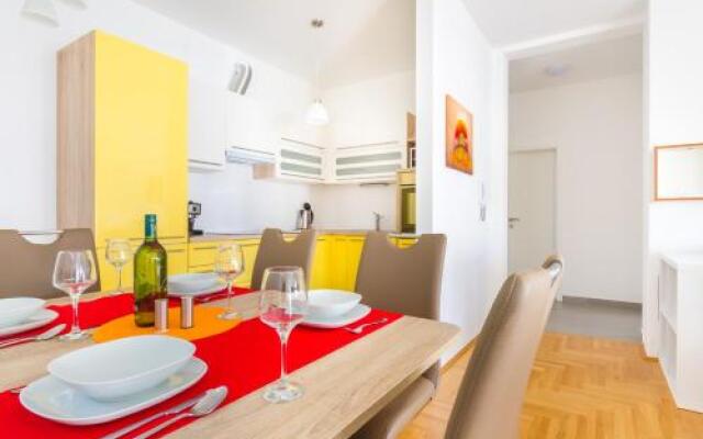 Villa Apartments Futura